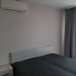 Deluxe 7 *