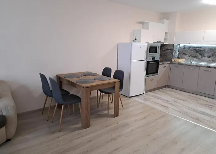 Deluxe 7 Saints Constantine and Helena