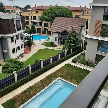 Deluxe 7 Sf. Constantin și Elena