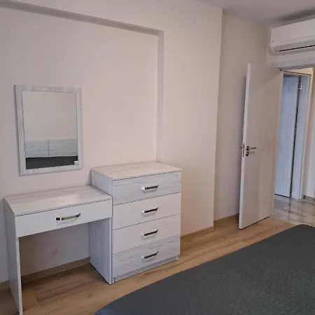 Deluxe 7 Apartament