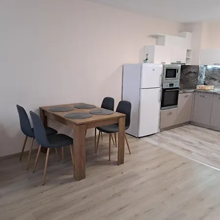 Deluxe 7 Sf. Constantin și Elena